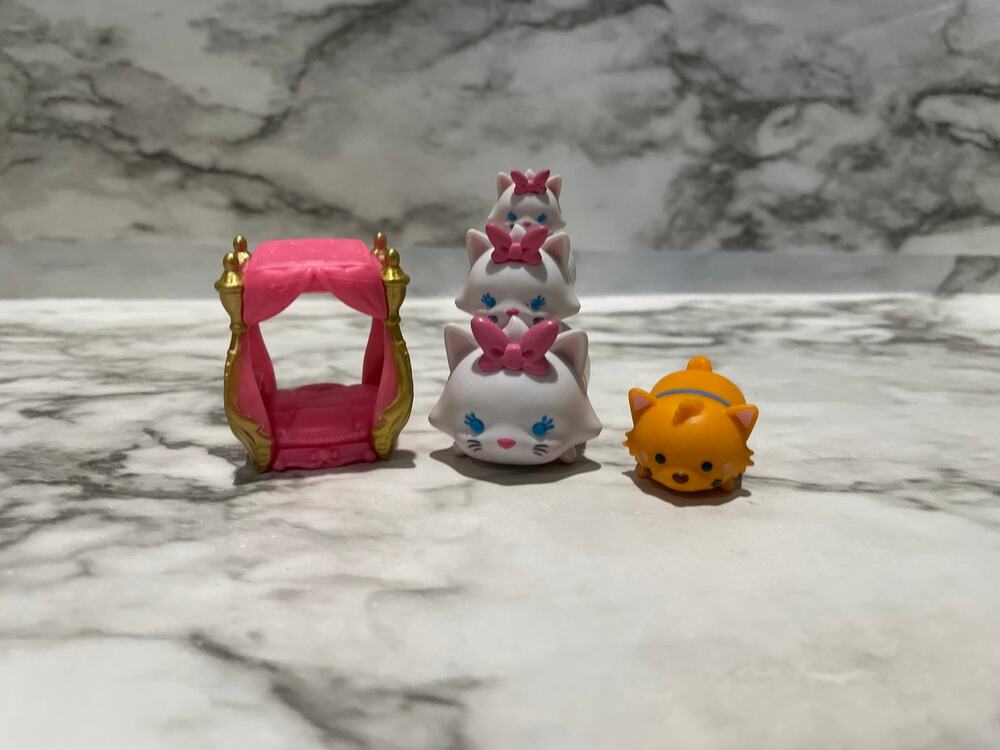 Disney Tsum Tsum Marie bundle